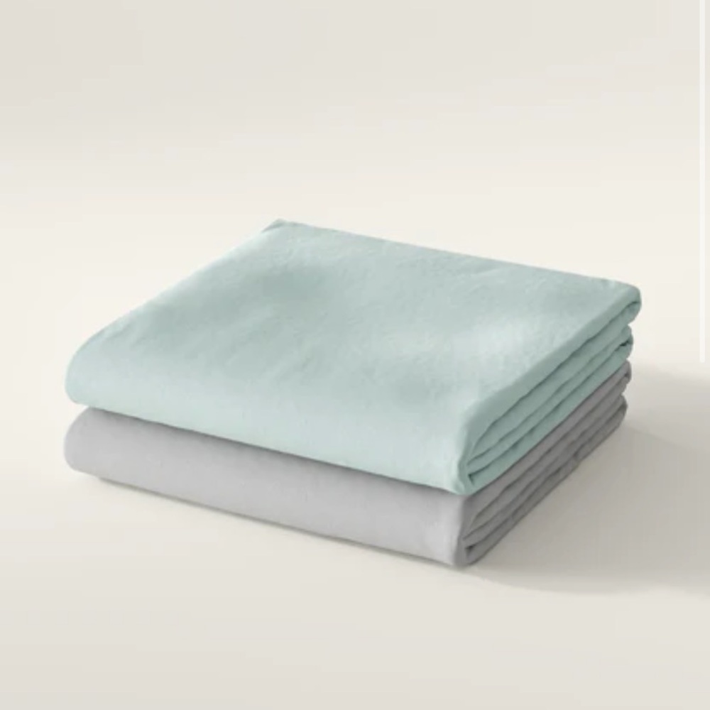Nestig mini crib sheet set
